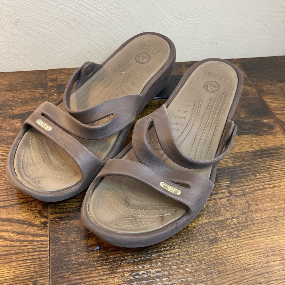 CROCS‎ Womens 11 Patricia Wedge Sandals Brown Strappy Slip On Comfort Shoe Logo